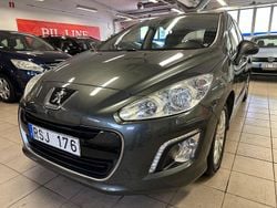 Mörkgrå Begagnad 2013 Peugeot 308 Halvkombi | 59 800 kr (Marknadspris)