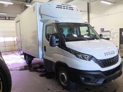 Vit Begagnad 2024 Iveco Daily Van | 837 500 kr