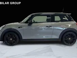 Grå Begagnad 2023 Mini Cooper SE Halvkombi | 229 000 kr