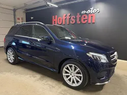 Mörkblå Begagnad 2017 Mercedes GLE400 AMG line SUV | 379 900 kr