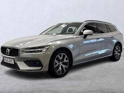 Silver Begagnad 2023 Volvo V60 Core Kombi | 349 900 kr (Marknadspris)