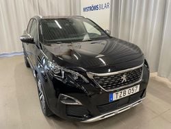 Svart (svart metallic) Begagnad 2017 Peugeot 3008 GTi SUV | 219 900 kr (Marknadspris)