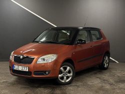 Orange Begagnad 2008 Skoda Fabia Halvkombi | 34 900 kr (Marknadspris)