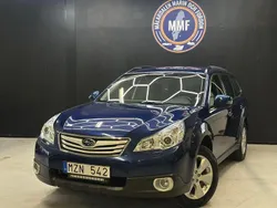 Mörkblå (blå) Begagnad 2012 Subaru Outback SUV | 74 800 kr (Marknadspris)