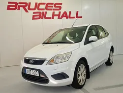 Vit Begagnad 2009 Ford Focus Halvkombi | 49 900 kr (Marknadspris)