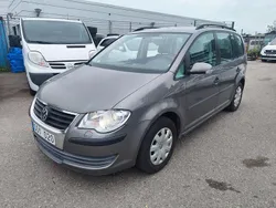 Mörkgrå Begagnad 2008 VW Touran Comfortline Minibuss | 49 000 kr