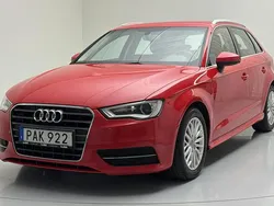 Röd Begagnad 2016 Audi A3 Attraction | 116 000 kr