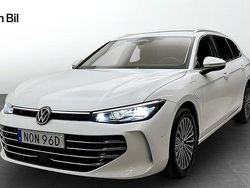 Vit Begagnad 2024 VW Passat Elegance Kombi | 579 900 kr