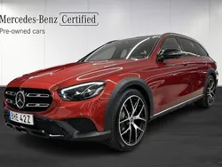 Rödmetallic Begagnad 2021 Mercedes E220 Premium Plus Kombi | 495 000 kr