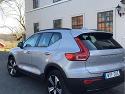 Silver Begagnad 2023 Volvo XC40 Core SUV | 335 000 kr
