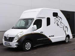Vit Begagnad 2019 Renault Master Van | 749 800 kr