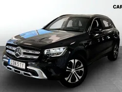 Svart Begagnad 2022 Mercedes GLC300e SUV | 384 900 kr (Marknadspris)