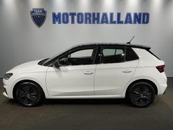 Vit Begagnad 2023 Skoda Fabia Style Halvkombi | 204 900 kr (Marknadspris)