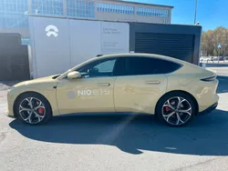 Gul Begagnad 2023 Nio ET5 Sedan | 379 000 kr