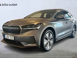 Grå Begagnad 2023 Skoda Enyaq iV SUV | 459 900 kr (Dyr)