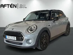 Grå Begagnad 2018 Mini Cooper Pepper Halvkombi | 149 000 kr (Marknadspris)