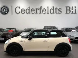 Flerfärgad Begagnad 2016 Mini Cooper S Halvkombi | 159 900 kr (Marknadspris)