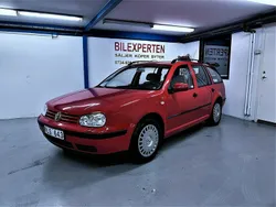 Röd Begagnad 1999 VW Golf IV Comfortline Kombi | 24 900 kr (Marknadspris)