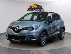 Flerfärgad Begagnad 2016 Renault Captur SUV | 112 800 kr (Marknadspris)