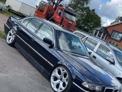 Begagnad 1995 BMW 750 Sedan | 70 000 kr