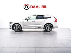 Vit Begagnad 2022 Volvo XC60 Core SUV | 344 700 kr (Bra pris)