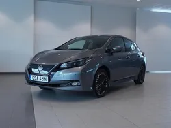 Grå Begagnad 2022 Nissan Leaf N-Connecta Halvkombi | 174 800 kr (Marknadspris)