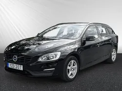 Svart Begagnad 2017 Volvo V60 Standard Kombi | 179 800 kr (Marknadspris)