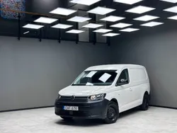 Flerfärgad (vit) Begagnad 2022 VW Caddy Maxi Minibuss | 289 900 kr (Marknadspris)