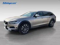 Grå Begagnad 2024 Volvo V90 CC Plus Kombi | 517 900 kr (Dyr)