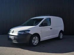 Vit Begagnad 2021 VW Caddy Minibuss | 189 900 kr (Marknadspris)