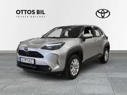 Silver Begagnad 2021 Toyota Yaris Cross Active SUV | 249 900 kr (Marknadspris)