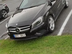 Svart Begagnad 2014 Mercedes A200 Urban Halvkombi | 120 000 kr (Lite dyr)