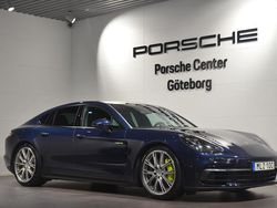 Blå (blue) Begagnad 2019 Porsche Panamera 4 Sedan | 669 000 kr