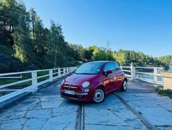 Röd Begagnad 2009 Fiat 500 Lounge Halvkombi | 44 900 kr (Marknadspris)