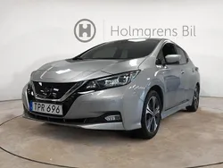Silver Begagnad 2022 Nissan Leaf N-Connecta Halvkombi | 178 900 kr (Marknadspris)