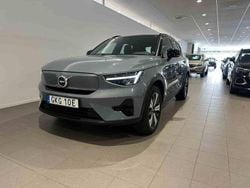 Grå Begagnad 2023 Volvo XC40 Single Motor SUV | 344 500 kr