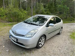 Silver Begagnad 2008 Toyota Prius Halvkombi | 20 000 kr (Superpris)