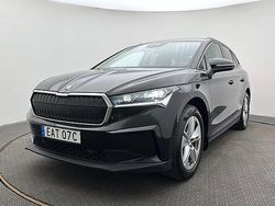 Svart Begagnad 2023 Skoda Enyaq iV SUV | 404 900 kr
