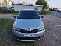 Silver Begagnad 2014 Skoda Rapid Style Halvkombi | 40 000 kr (Superpris)