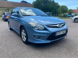 Blå Begagnad 2011 Hyundai i30 Halvkombi | 29 000 kr (Marknadspris)