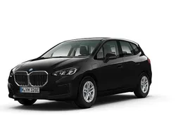 Svart Ny 2025 BMW 225 Shadowline Halvkombi | 449 500 kr (Bra pris)