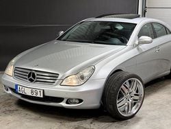 Silver Begagnad 2004 Mercedes CLS500 Sportkupé | 129 800 kr