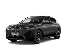 Grå Begagnad 2024 BMW iX Exclusive SUV | 789 500 kr (Marknadspris)