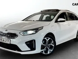 Vit Begagnad 2021 Kia Ceed Sportswagon 2 Kombi | 269 900 kr (Marknadspris)