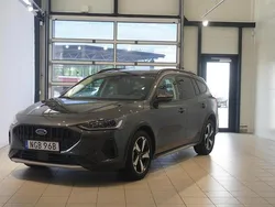 Grå (magnetic) Begagnad 2022 Ford Focus Active Kombi | 234 900 kr (Marknadspris)
