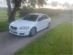 Vit Begagnad 2011 Volvo S40 Kinetic Sedan | 59 000 kr (Marknadspris)
