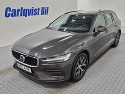 Grå (platinumgrå metallic) Begagnad 2023 Volvo V60 Core Kombi | 349 000 kr (Bra pris)
