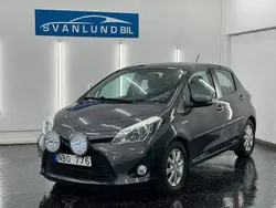 Mörkgrå Begagnad 2012 Toyota Yaris Hybrid Active Halvkombi | 89 800 kr (Lite dyr)