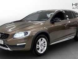 Brun Begagnad 2016 Volvo V60 CC Kombi | 189 900 kr (Bra pris)