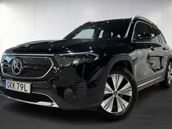 Svart (black) Begagnad 2022 Mercedes EQB300 SUV | 409 500 kr (Marknadspris)